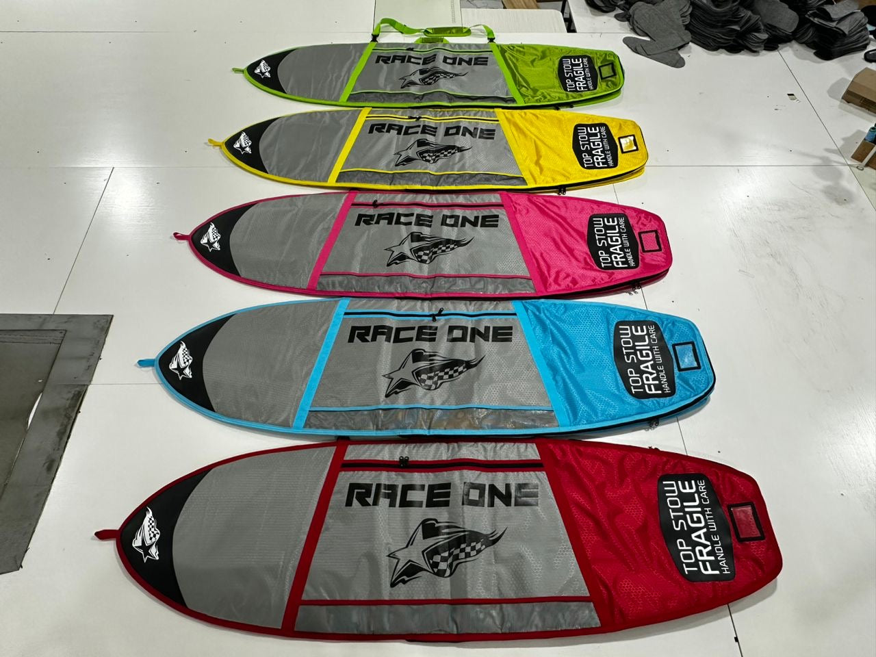 RACE ONE NIPPER BOARD BAGS