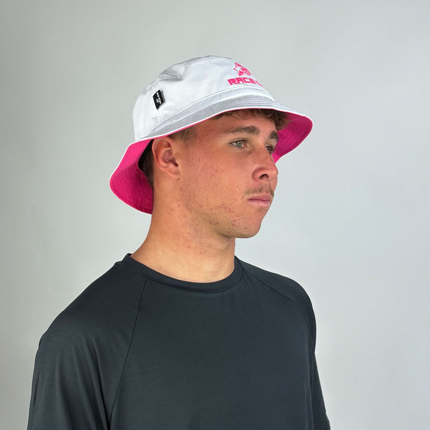 RACE ONE BUCKET HAT