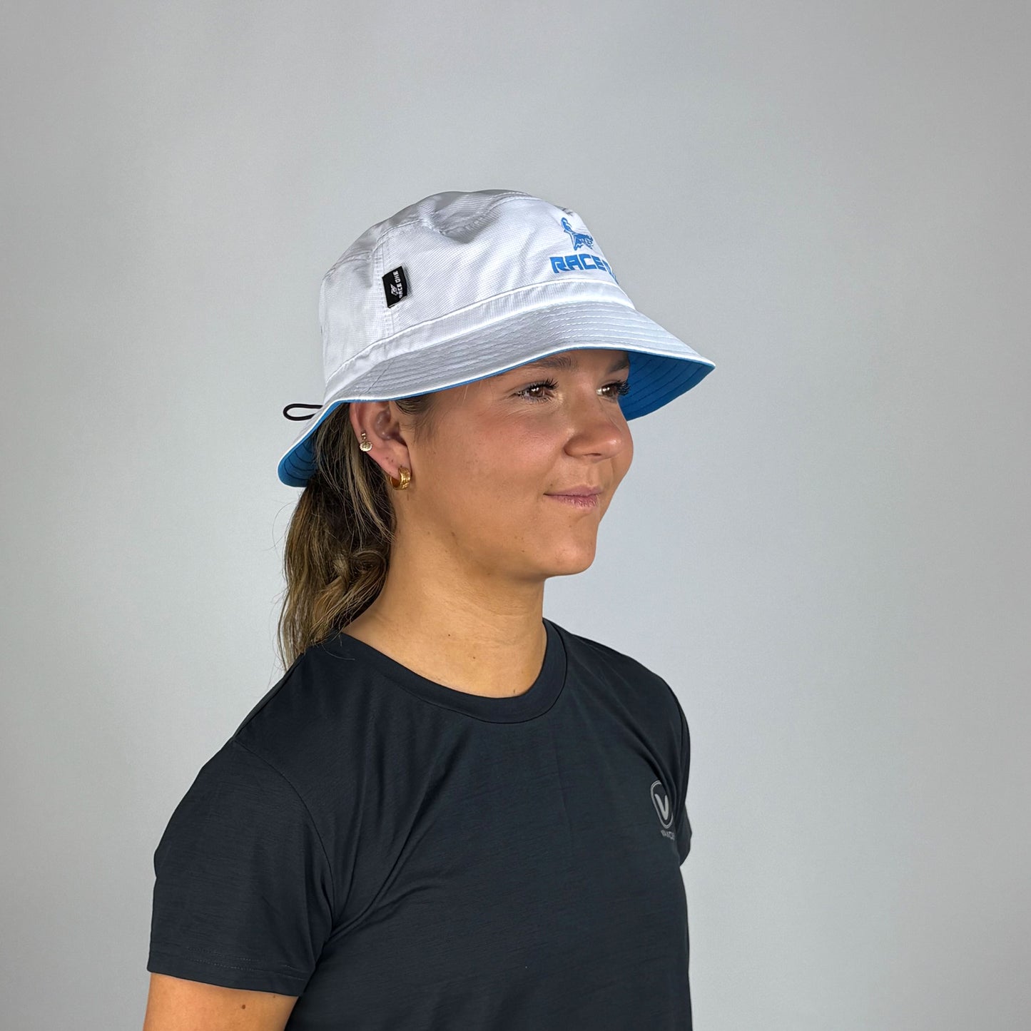 RACE ONE BUCKET HAT